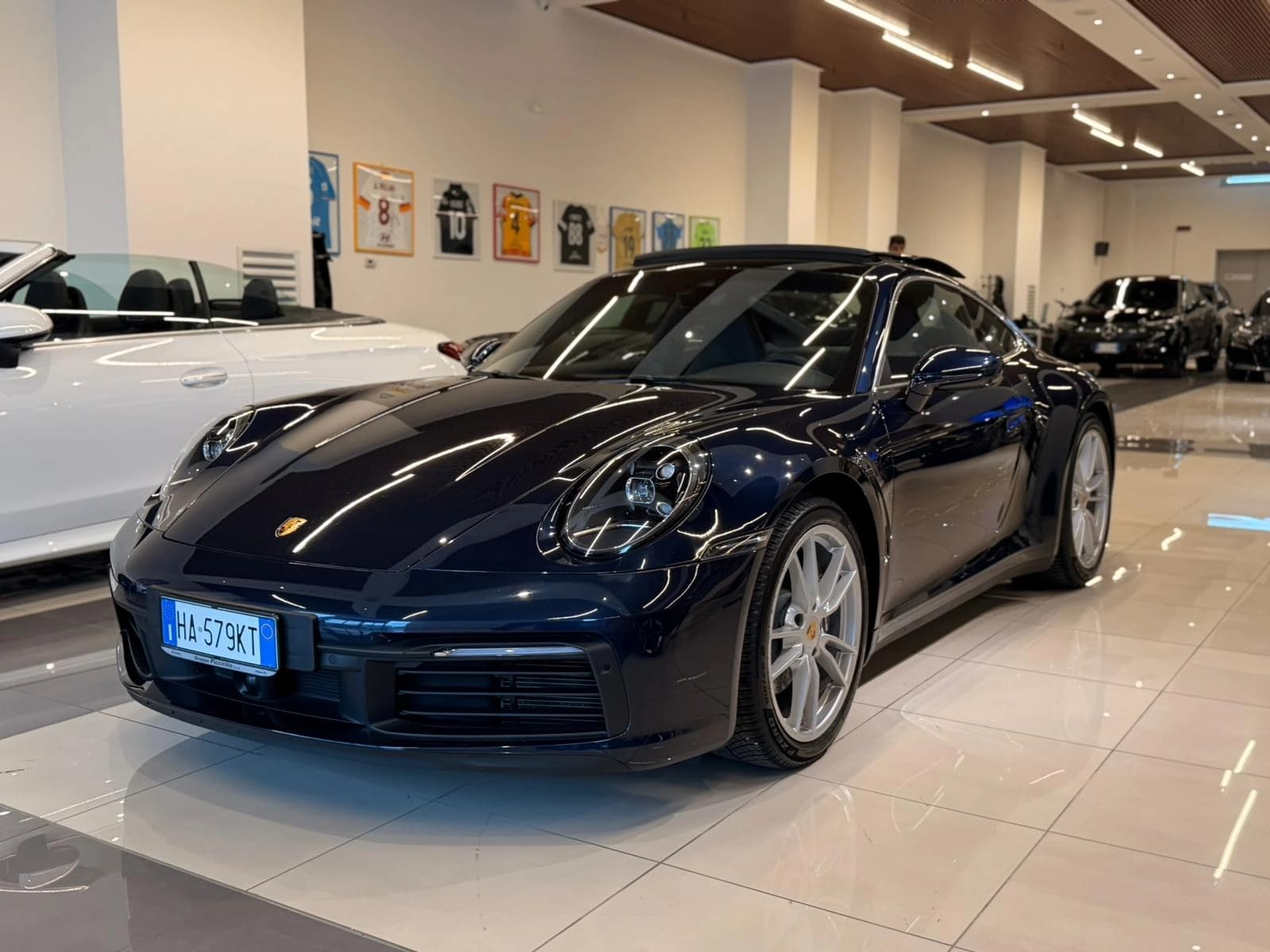 Porsche 911 Carrera 992 4 385cv pdk sqs2b2gt4c7duo5o56xv