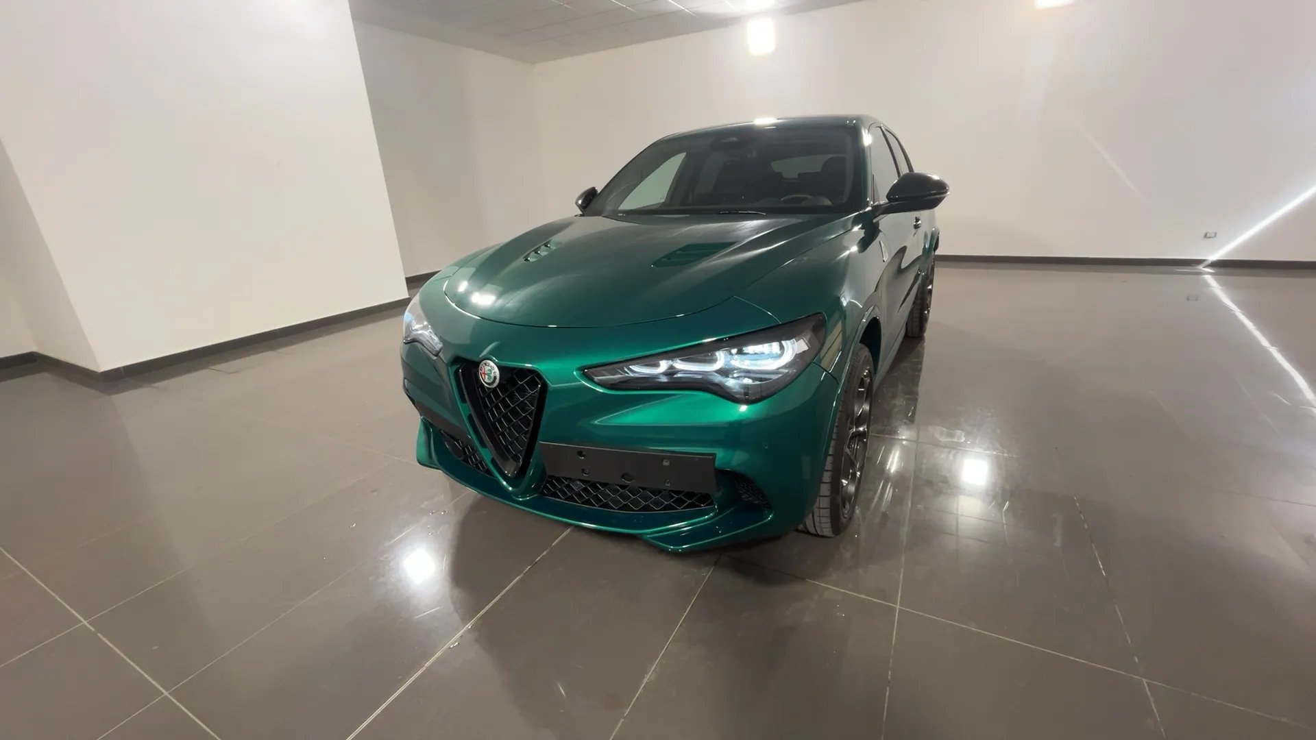 Alfa Romeo Stelvio 2.9 V6 Quadrifoglio Q4 520cv aut jhk42l2uy90edpdwlwhz